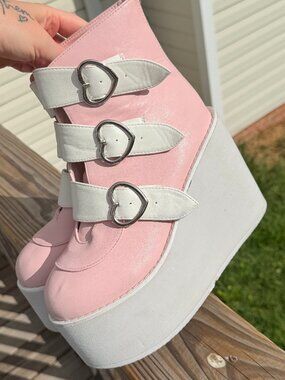 Y2K sz8  Kawaii Platform Heart Buckle Boots Coquette Fairy Kei Pink 3517